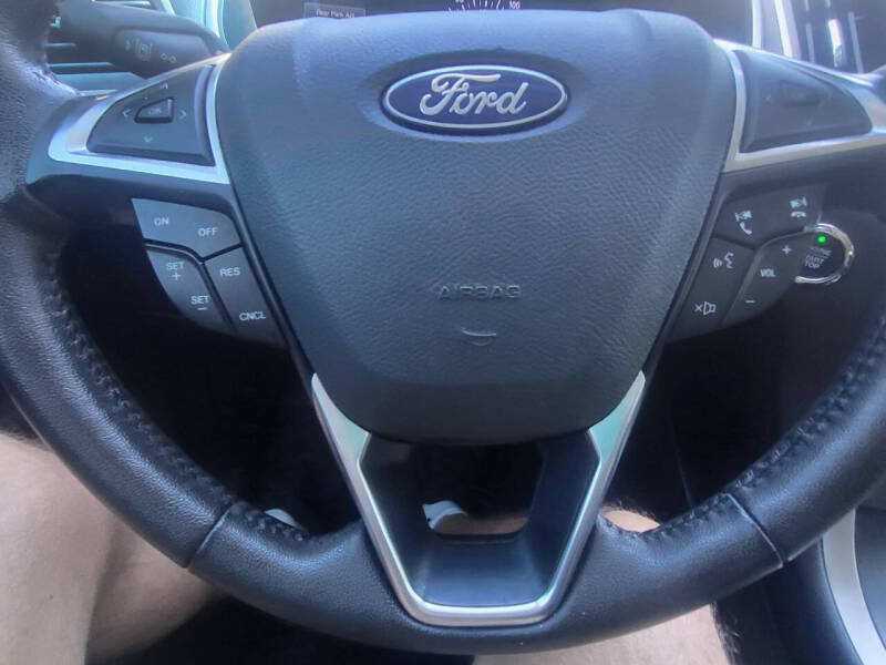2019 Ford Edge SEL