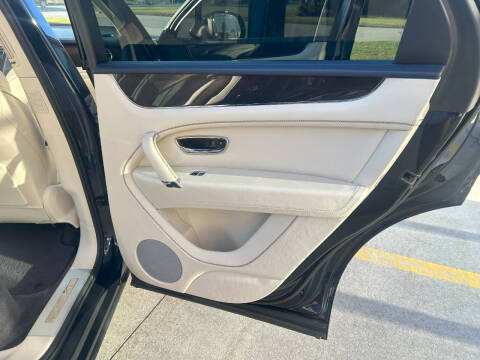 2019 Bentley Bentayga V8