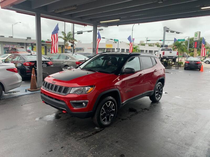 2020 Jeep Compass for sale at American Auto Sales in Hialeah FL