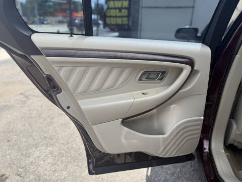 2011 Ford Taurus Limited