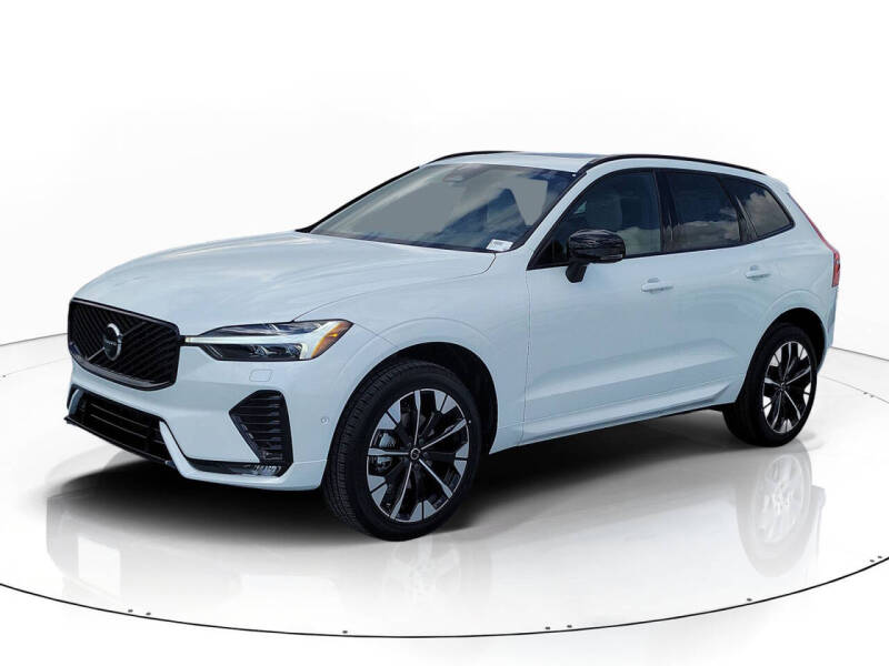 2026 Volvo XC60 B5 Plus