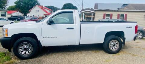 2008 Chevrolet Silverado 1500 for sale at MYERS PRE OWNED AUTOS & POWERSPORTS in Paden City WV