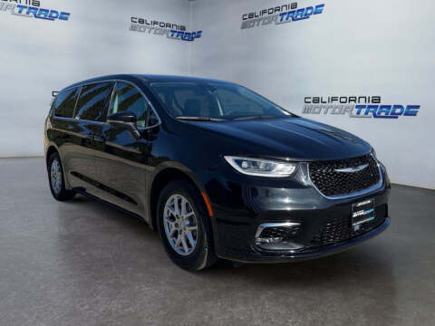2023 Chrysler Pacifica Touring L