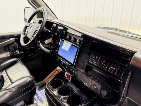 2023 Chevrolet Express 2500