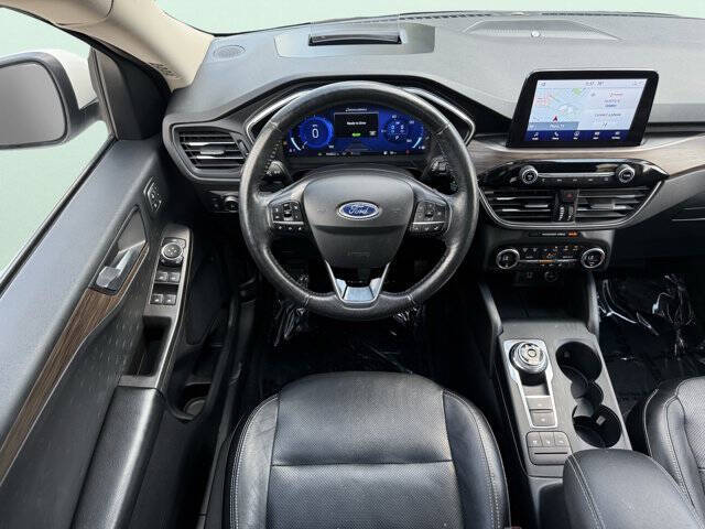 2020 Ford Escape Hybrid Titanium