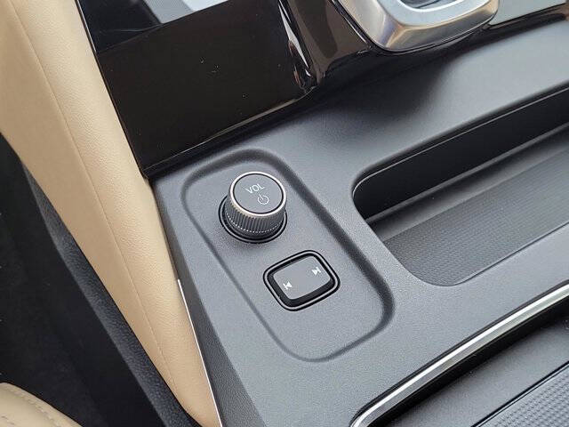 2025 Acura MDX w/Tech