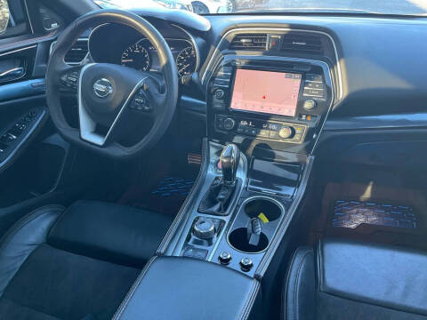 2022 Nissan Maxima 3.5 SR
