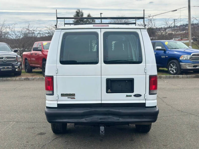 2014 Ford E-Series E-250