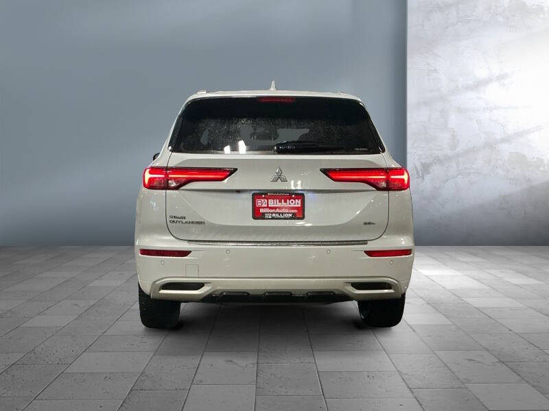 2022 Mitsubishi Outlander SEL