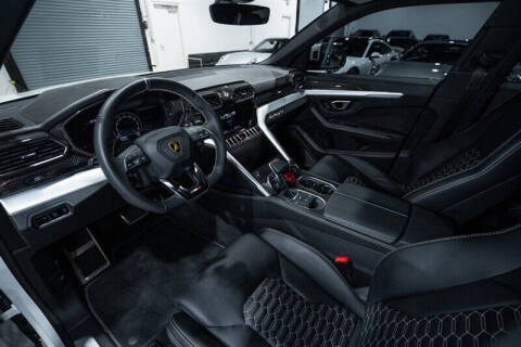 2022 Lamborghini Urus