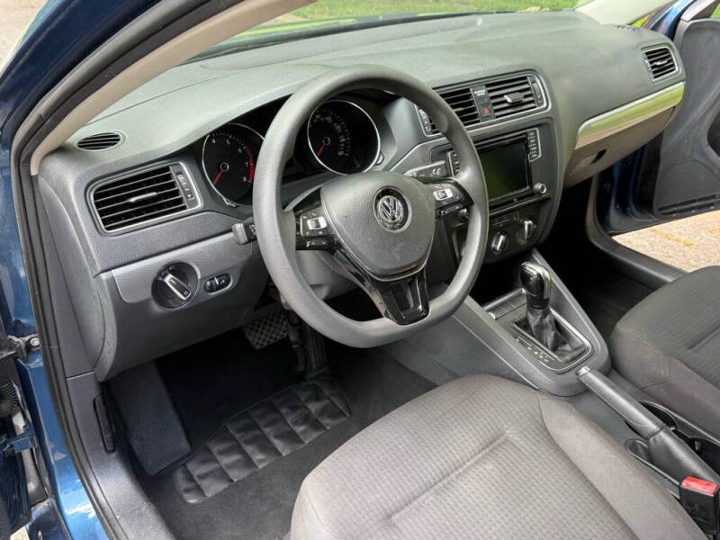 2016 Volkswagen Jetta