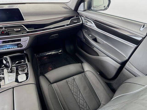 2022 BMW 7 Series ALPINA B7 xDrive