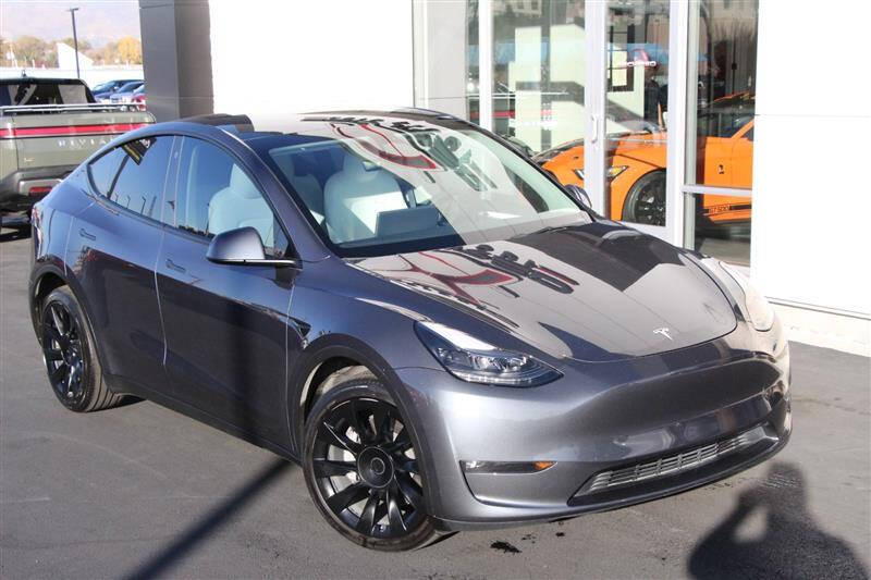 2023 Tesla Model Y Long Range