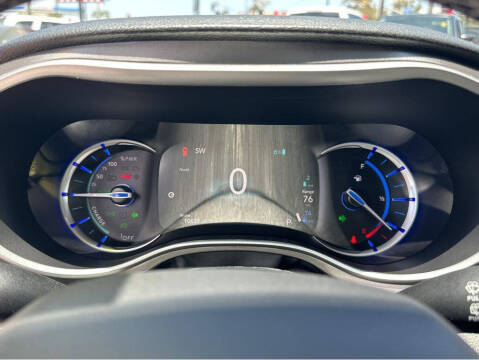 2024 Chrysler Pacifica Plug-In Hybrid