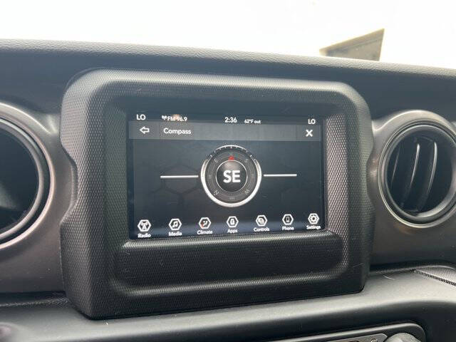 2023 Jeep Gladiator Willys