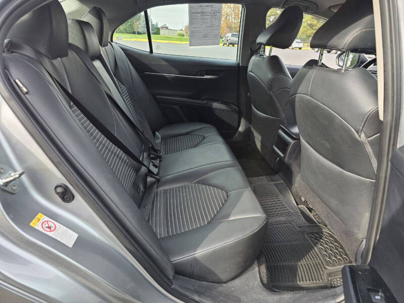 2019 Toyota Camry SE