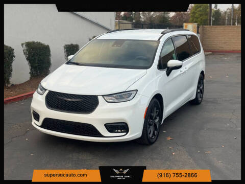 2023 Chrysler Pacifica Touring L