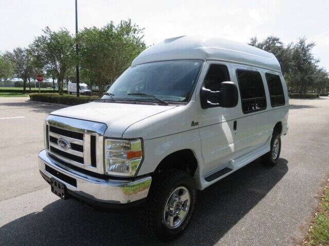 2010 Ford E-Series E-350 SD