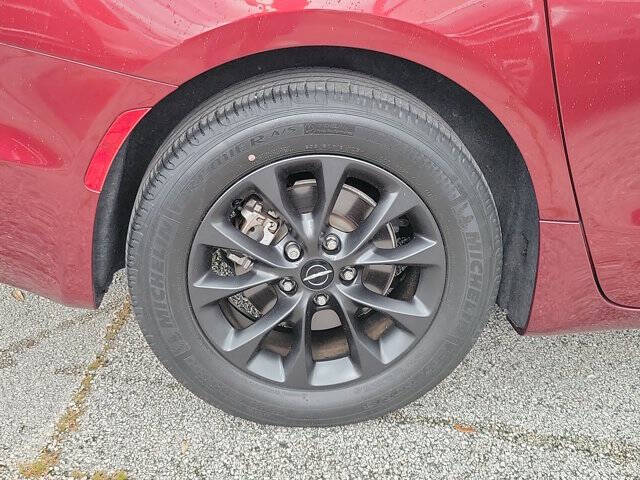2021 Chrysler Pacifica Touring L