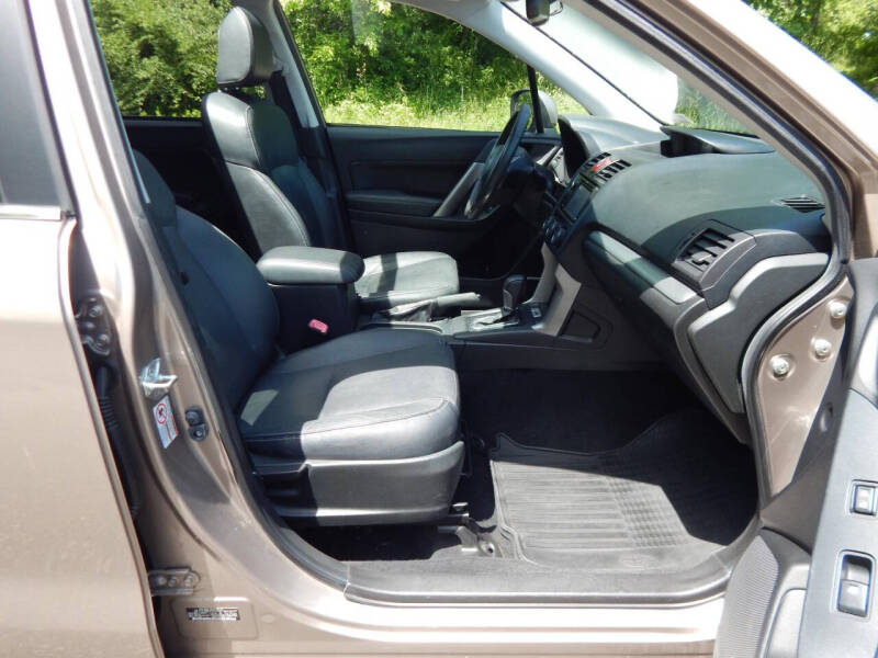 2015 Subaru Forester 2.5i Touring