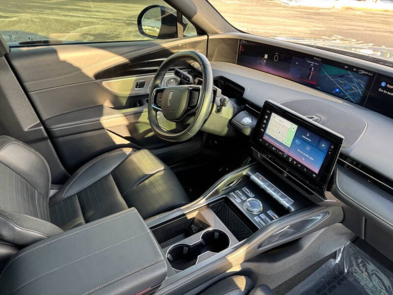 2024 Lincoln Nautilus Reserve