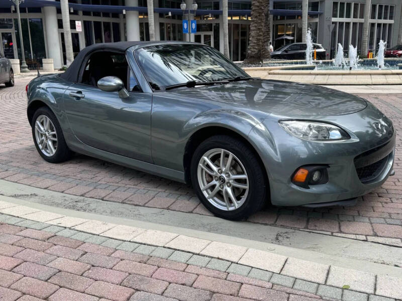 2013 Mazda MX-5 Miata Sport