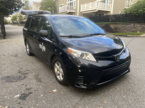 2020 Toyota Sienna L 7-Passenger