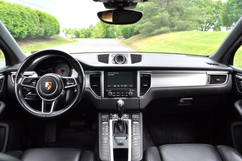 2017 Porsche Macan S