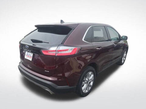 2023 Ford Edge Titanium