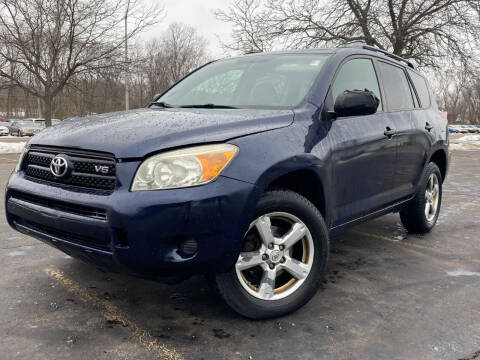 2006 Toyota RAV4 for sale at Car Castle in Zion IL