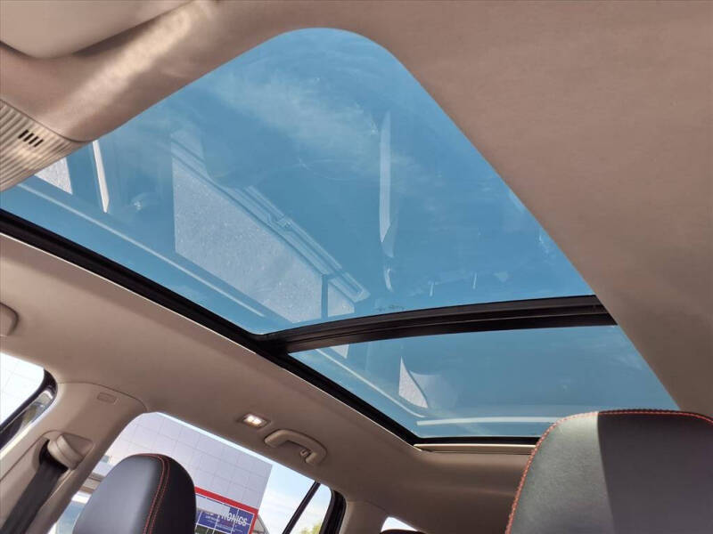 2025 Volkswagen Atlas Peak Edition 4Motion