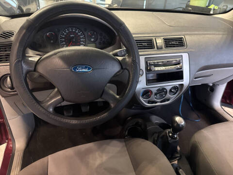 2007 Ford Focus ZX3 SES