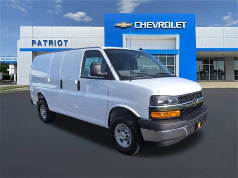2025 Chevrolet Express 2500