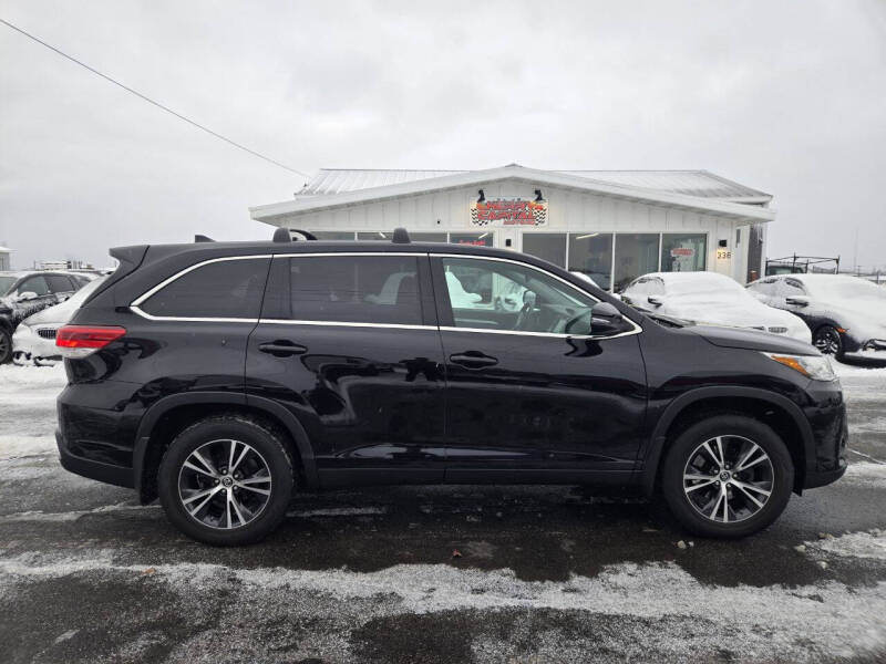 2019 Toyota Highlander LE Plus