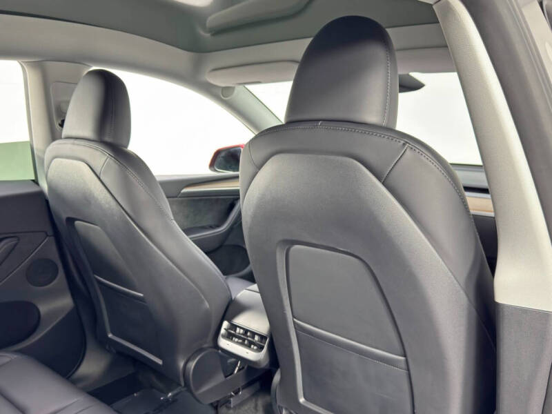 2024 Tesla Model Y Performance