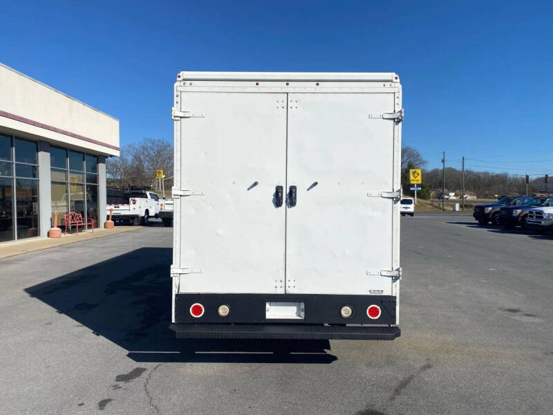 2013 Ford E-Series E-450 SD