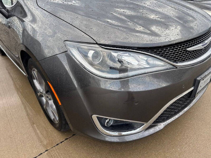 2019 Chrysler Pacifica Limited