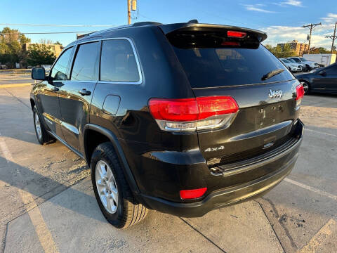 2016 Jeep Grand Cherokee Laredo