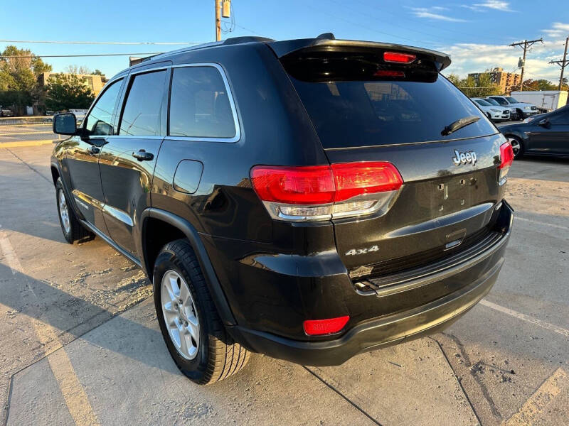 2016 Jeep Grand Cherokee Laredo