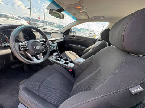 2019 Kia Optima LX