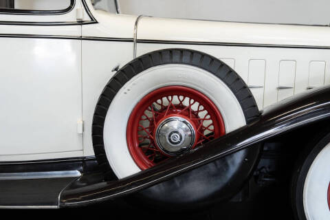 1932 Cadillac Series 370B