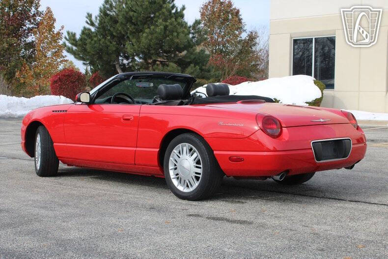2002 Ford Thunderbird Deluxe