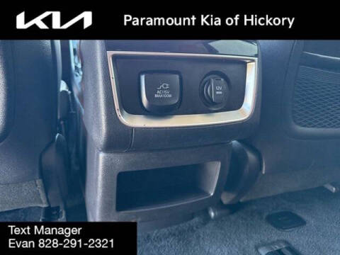 2024 Kia Carnival SX
