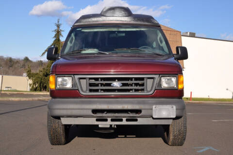 2005 Ford E-Series E-350 SD XLT
