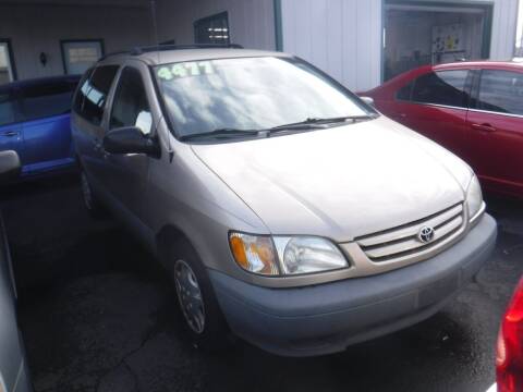 2002 Toyota Sienna for sale at 777 Auto Sales and Service in Tacoma WA