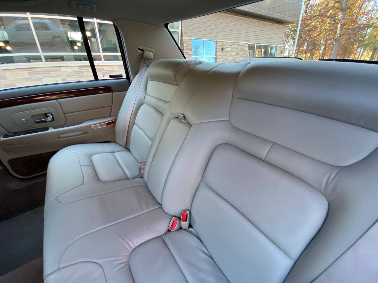 1998 Cadillac DeVille for sale at Vintage Motors USA in Roselle, NJ