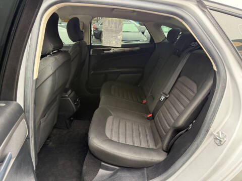 2019 Ford Fusion Hybrid SE