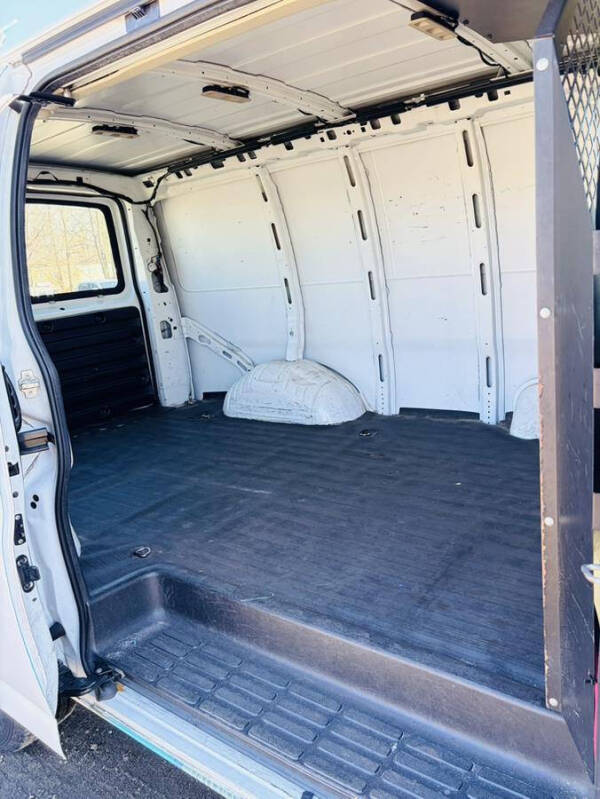 2018 Chevrolet Express 2500