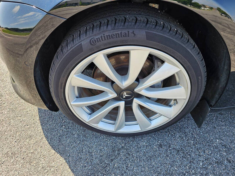 2019 Tesla Model 3 Long Range - Photo 10