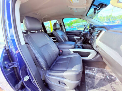 2019 Nissan Titan SV